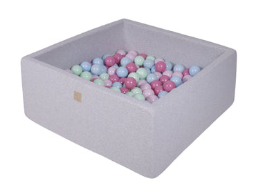 Vierkante ballenbak - Licht grijs met Babyblauwe, Munt, Licht roze en Pastel roze ballen